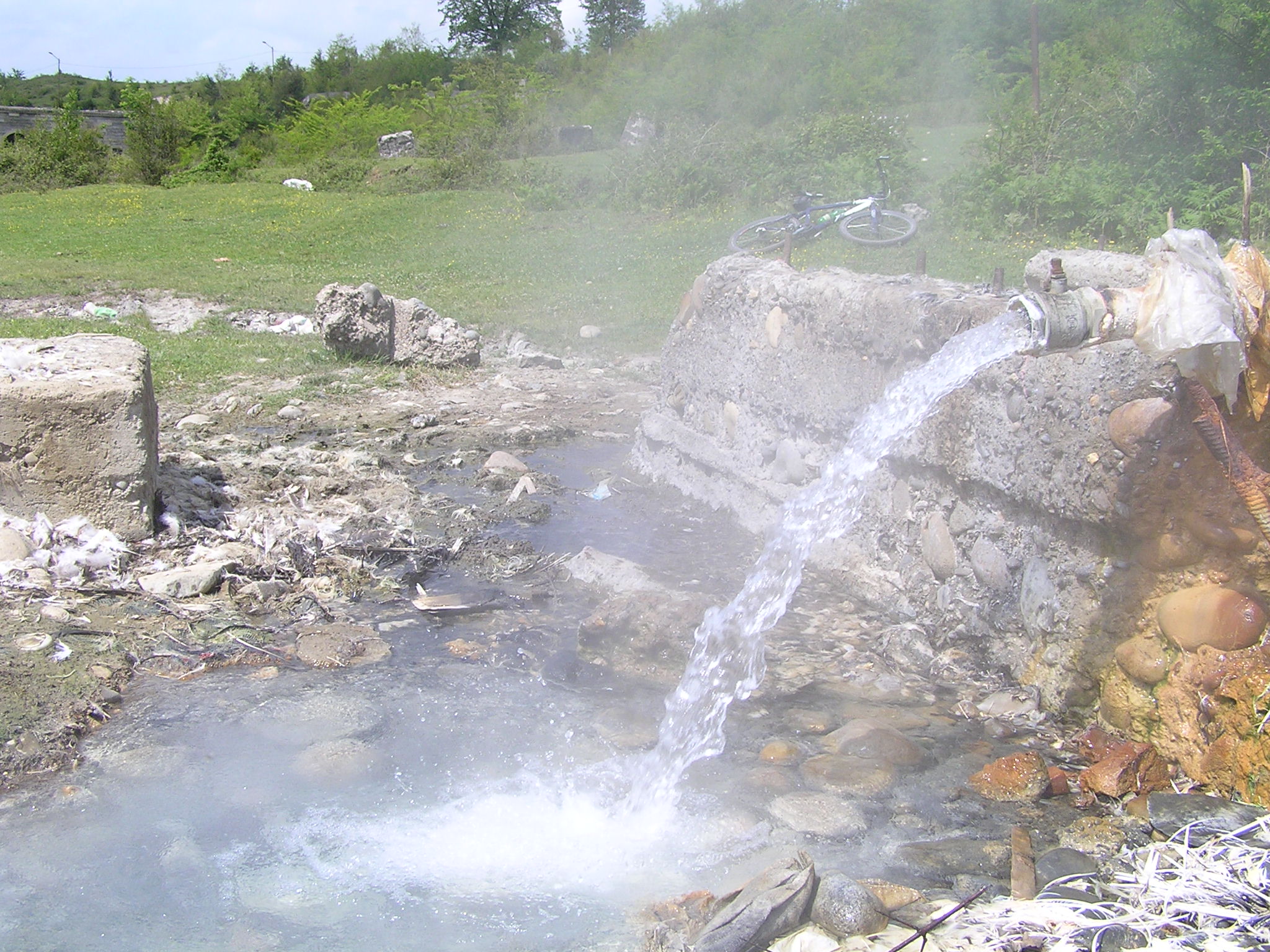 GC4BKP3 Tsaishi Spa (Hot sulphur spring) (Traditional Cache) in